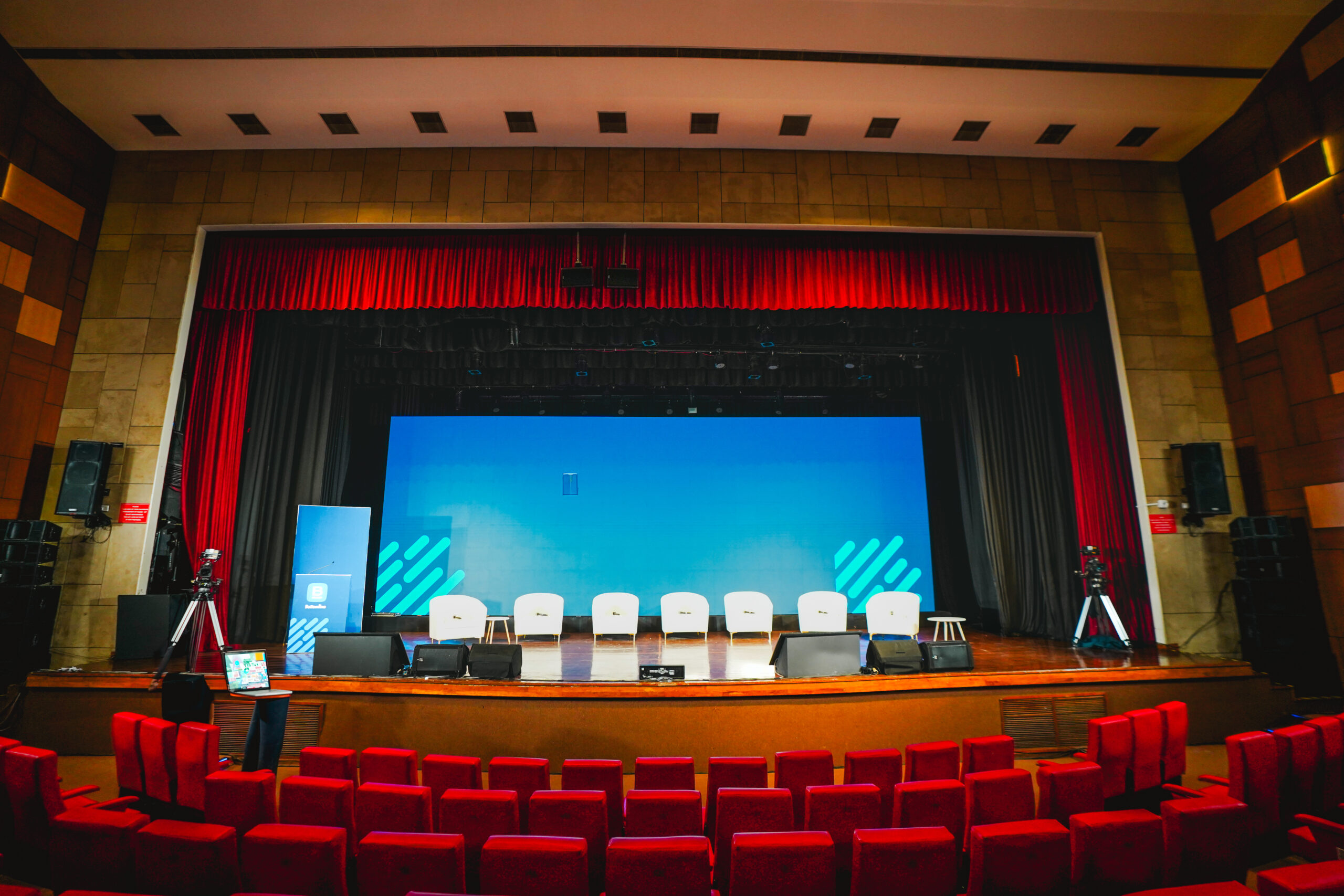 Auditorium 4